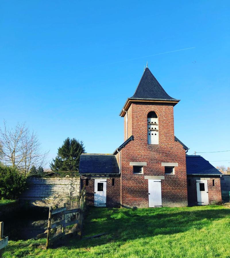 Bed and Breakfast Les Colombines Hombleux Exterior foto
